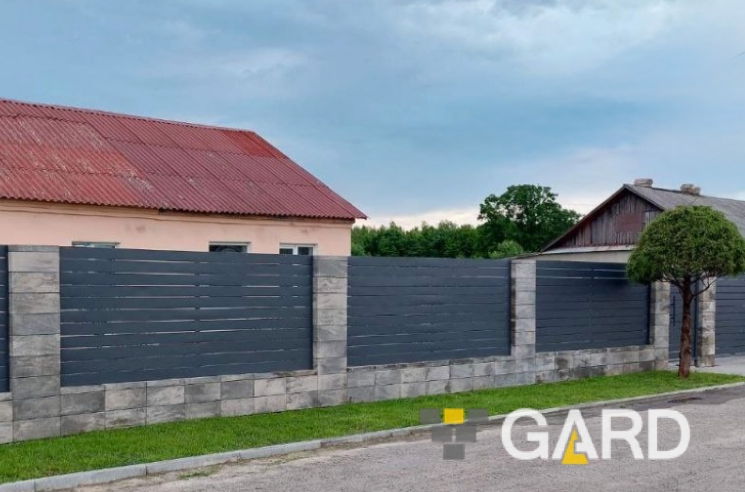 Пример забора в стиле ранчо от GARD